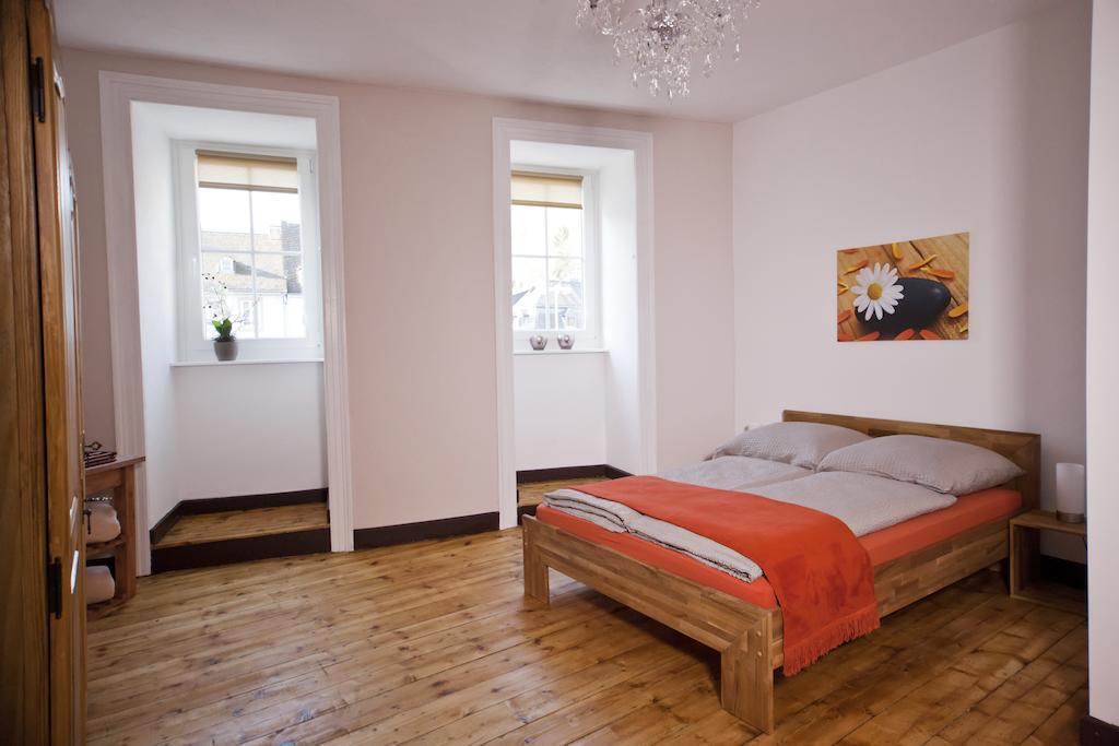 Апартаменты Ferienhaus Arianna Трабен-Трарбах Экстерьер фото